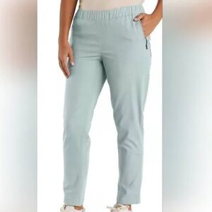 Carhartt Women's Force Ripstop Work Pant in the color Dewdrop.  NWT Size M